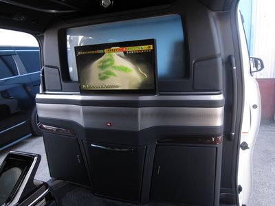 صورة 52 لـ 2016 Toyota ALPHARD