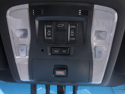 صورة 28 لـ 2016 Toyota ALPHARD