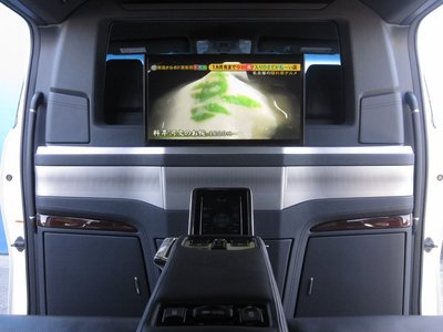 صورة 48 لـ 2016 Toyota ALPHARD