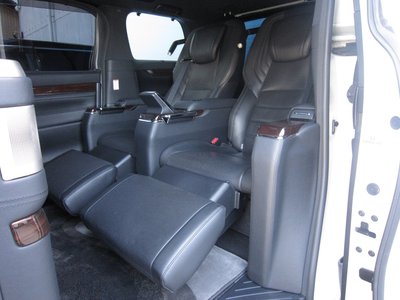 صورة 65 لـ 2016 Toyota ALPHARD