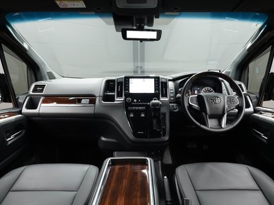 صورة 5 لـ 2022 Toyota GRAND ACE