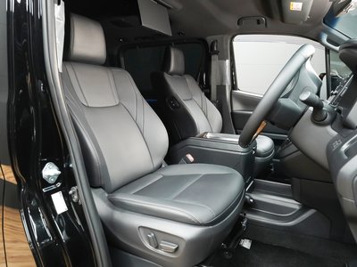 صورة 20 لـ 2022 Toyota GRAND ACE