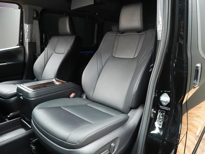 صورة 75 لـ 2022 Toyota GRAND ACE