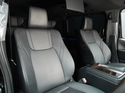 صورة 72 لـ 2022 Toyota GRAND ACE
