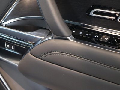 2024 LAND Rover RANGE ROVER thumbnail 27