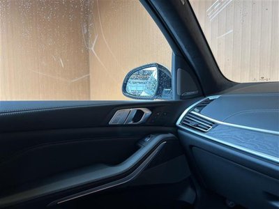 2021 BMW X7 photo 15