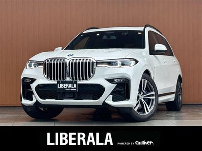 2021 BMW X7 photo 2