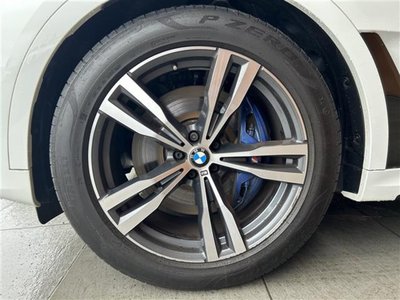 2021 BMW X7 thumbnail 32