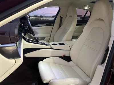 2023 Porsche PANAMERA thumbnail 29