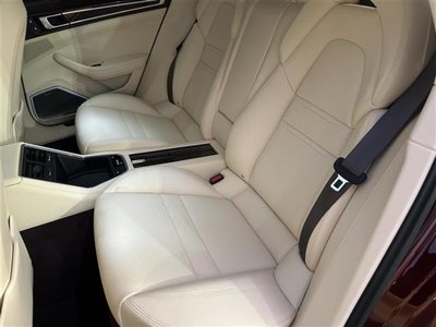 2023 Porsche PANAMERA thumbnail 31