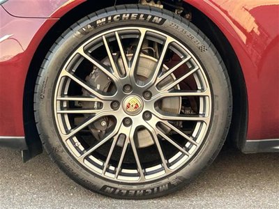 2023 Porsche PANAMERA thumbnail 37