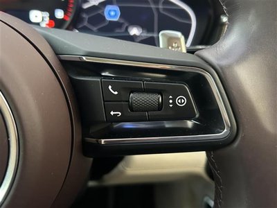 2023 Porsche PANAMERA photo 7