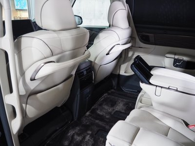 صورة 26 لـ 2024 Toyota ALPHARD
