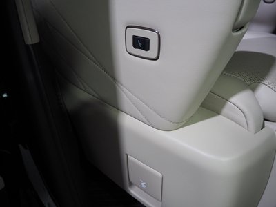 صورة 24 لـ 2024 Toyota ALPHARD