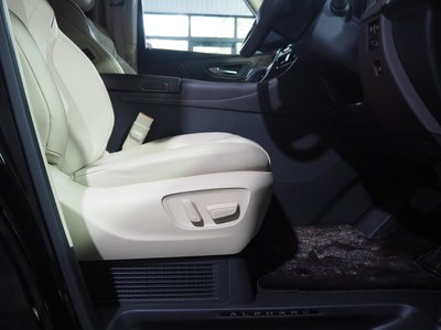 صورة 11 لـ 2024 Toyota ALPHARD
