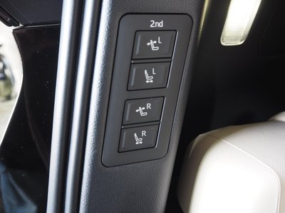 صورة 46 لـ 2024 Toyota ALPHARD