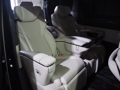 صورة 21 لـ 2024 Toyota ALPHARD