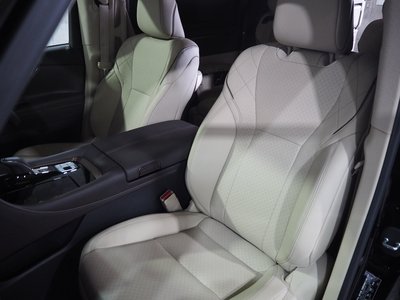 صورة 17 لـ 2024 Toyota ALPHARD