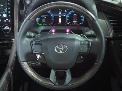 صورة 13 لـ 2024 Toyota ALPHARD