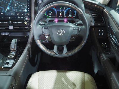 صورة 12 لـ 2024 Toyota ALPHARD