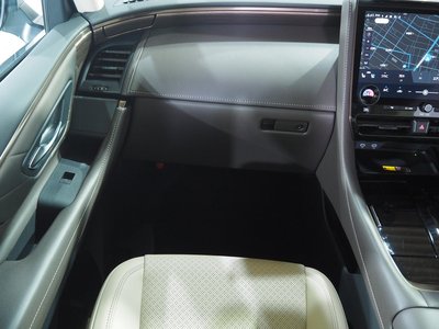 صورة 18 لـ 2024 Toyota ALPHARD