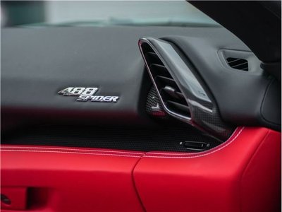 2016 Ferrari 488 SPIDER — миниатюра 44