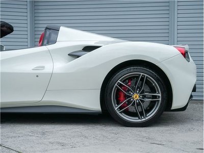 2016 Ferrari 488 SPIDER — миниатюра 29