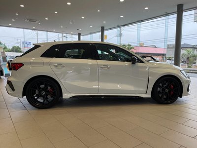 2023 AUDI RS3 SPORTBACK photo 4