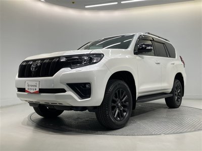 2023 Toyota LAND CRUISER PRADO photo 1