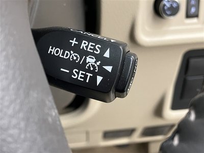 2023 Toyota LAND CRUISER PRADO photo 17