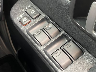 2025 Toyota LAND CRUISER 70 照片 41