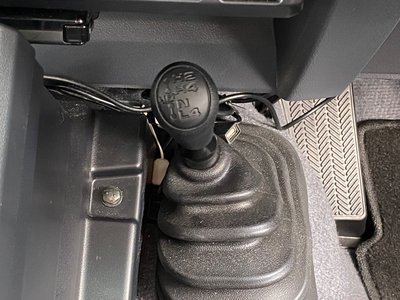 2025 Toyota LAND CRUISER 70 照片 35