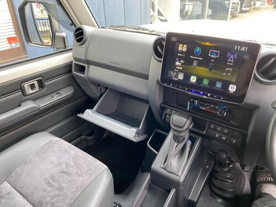 2025 Toyota LAND CRUISER 70 照片 32