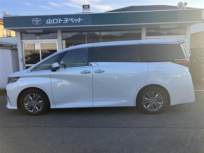2024 Toyota ALPHARD — фото 4