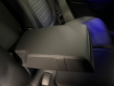 2026 Mercedes-BENZ GLC thumbnail 51