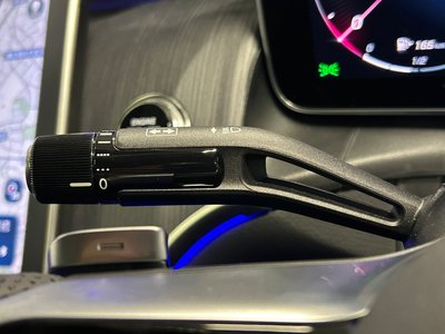 2026 Mercedes-BENZ GLC thumbnail 31