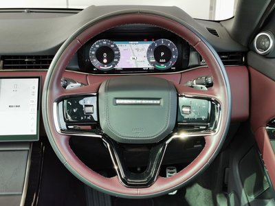 صورة 12 لـ 2025 LAND Rover RANGE ROVER EVOQUE