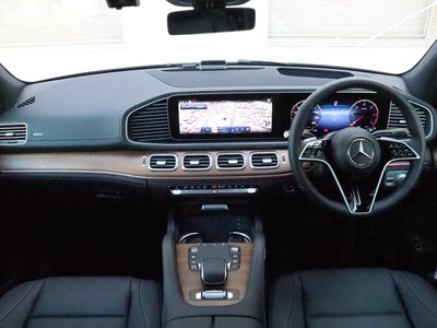 2026 Mercedes-BENZ GLE photo 4