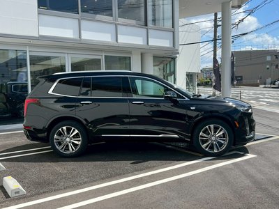 2025 Cadillac XT6 — фото 9
