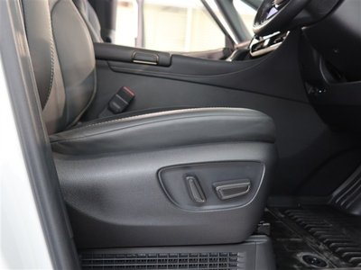 صورة 38 لـ 2024 Toyota ALPHARD
