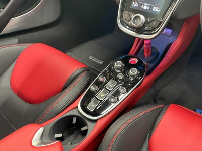 صورة 40 لـ 2024 Mclaren GT