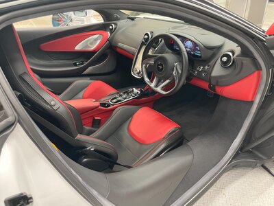 صورة 31 لـ 2024 Mclaren GT