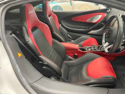 صورة 33 لـ 2024 Mclaren GT