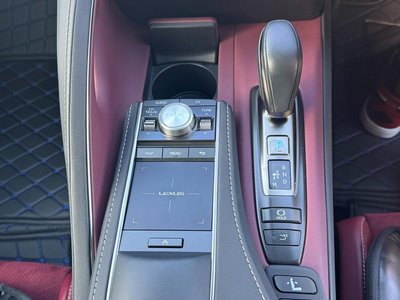 2017 Lexus LC 缩略图 26