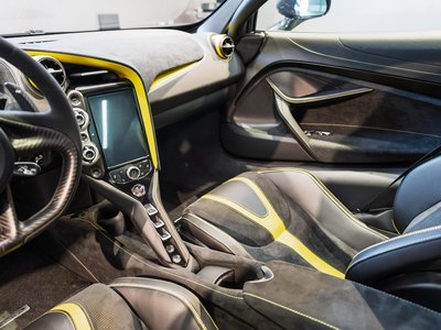 2019 Mclaren 720S thumbnail 35