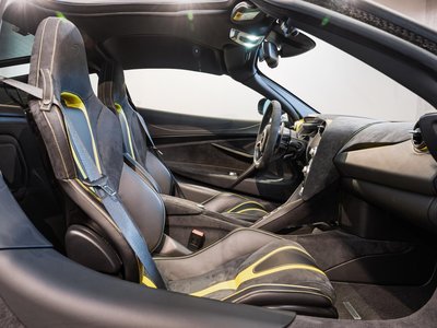 2019 Mclaren 720S thumbnail 31
