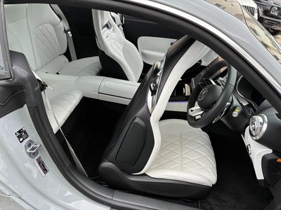 2025 Mercedes-BENZ GT AMG — миниатюра 19