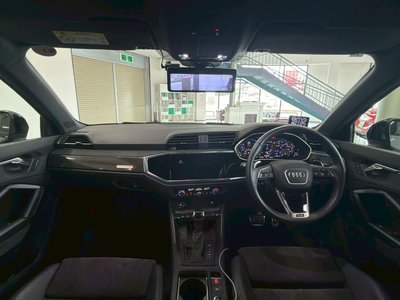 2021 AUDI RS Q3 照片 19
