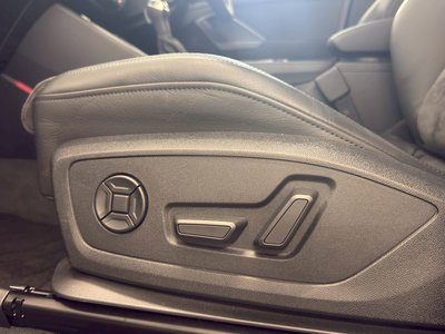 2021 AUDI RS Q3 照片 40