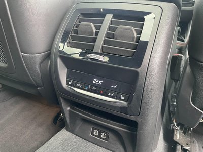 2022 BMW X4 缩略图 58